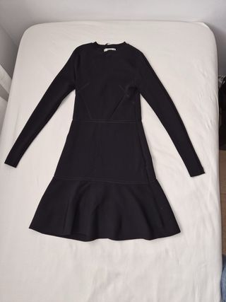 Vestido negro manga larga