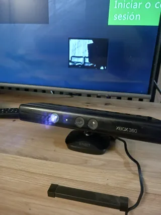 Xbox 360 Slim Negra + Kinect + Juegos