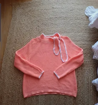 Jersey mujer naranja con lazo blanco