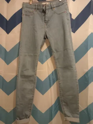 Pantalón vaquero Bershka azul