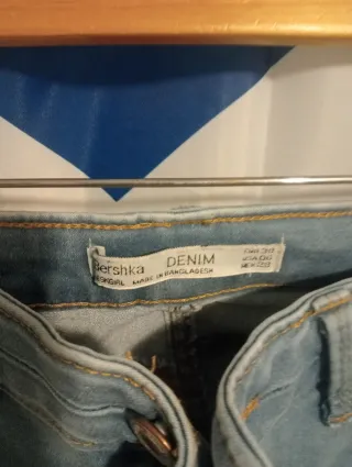 Pantalón vaquero Bershka azul