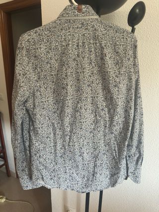 - Camisas estampadas 