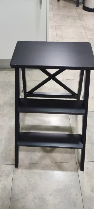 Taburete Escalera Madera , con soporte para colgar