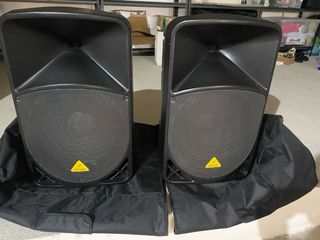Altavoces Behringer B115D (2 unidades)