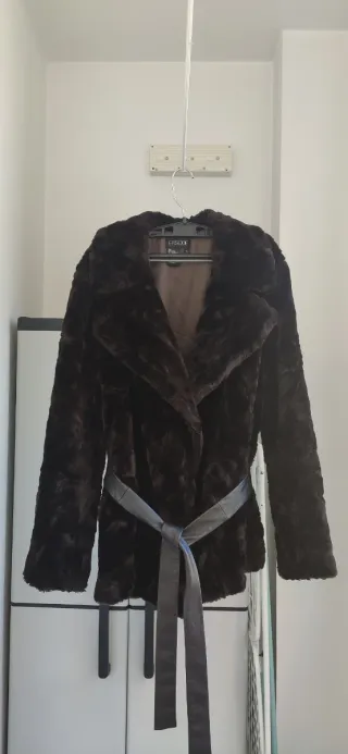 Chaquetón de piel marrón Talla M