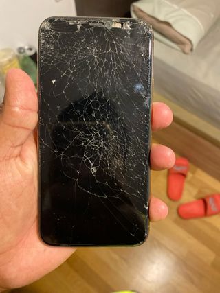 Schermo rotto per iPhone 11 Pro Gold