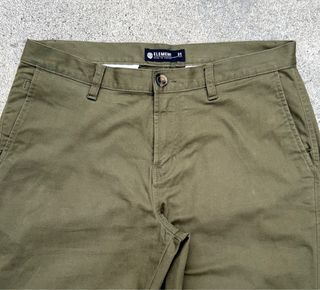 Pantalón modelo Howland de la marca Element