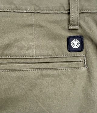 Pantalón modelo Howland de la marca Element