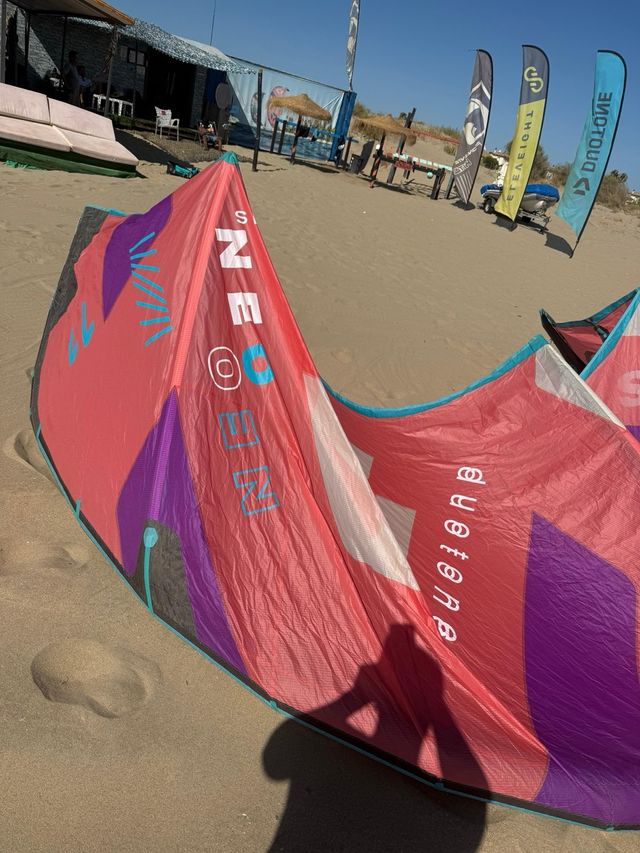 Duotone Neo SLS 11m Cometa Kitesurf 2024