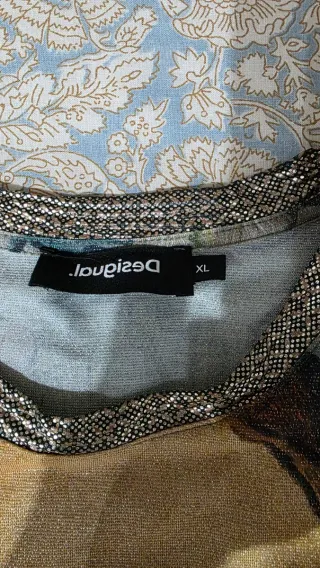 Camiseta Desigual Talla M Estampado Mujer
