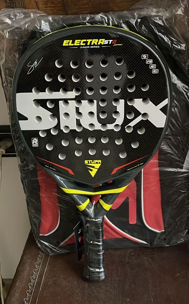 Pala Pádel Siux Stupa Electra ST2 Junior + Mochila