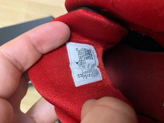 Jordan Max Aura 2 Negro/Rojo