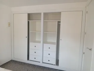 Carpintería a medida: madera maciza y melamina