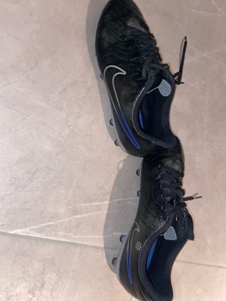 Tacos de rugby/fútbol Nike negros