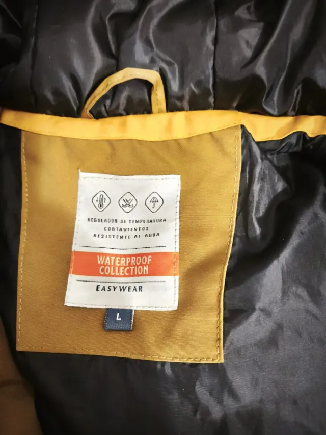 Chaqueta Easy Wear Beige con Capucha