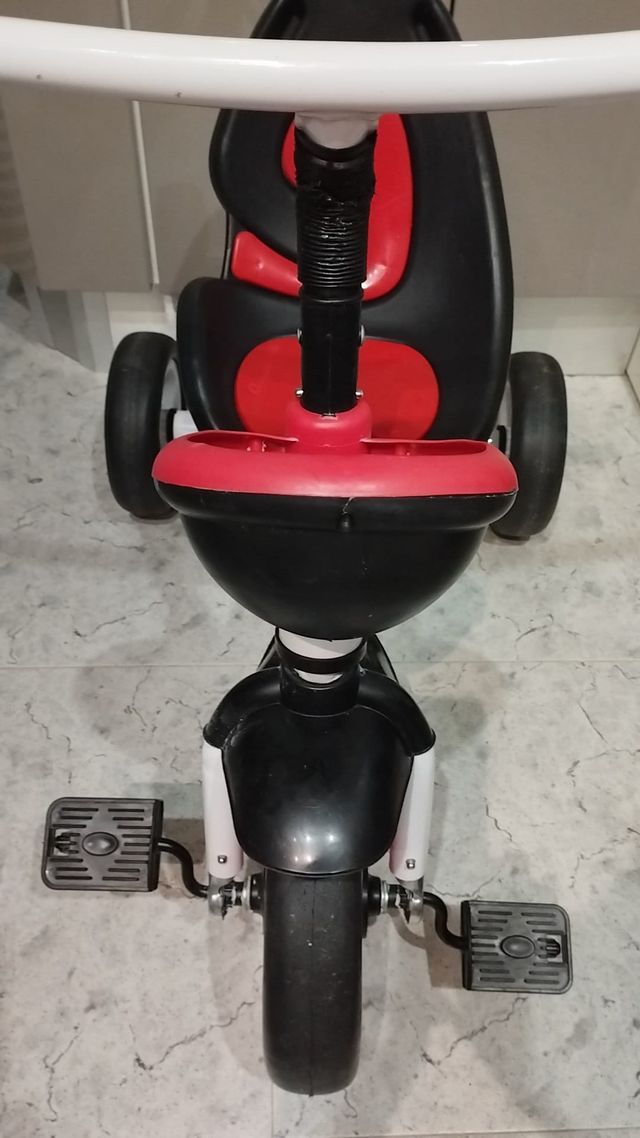 Triciclo infantil Chipolino
