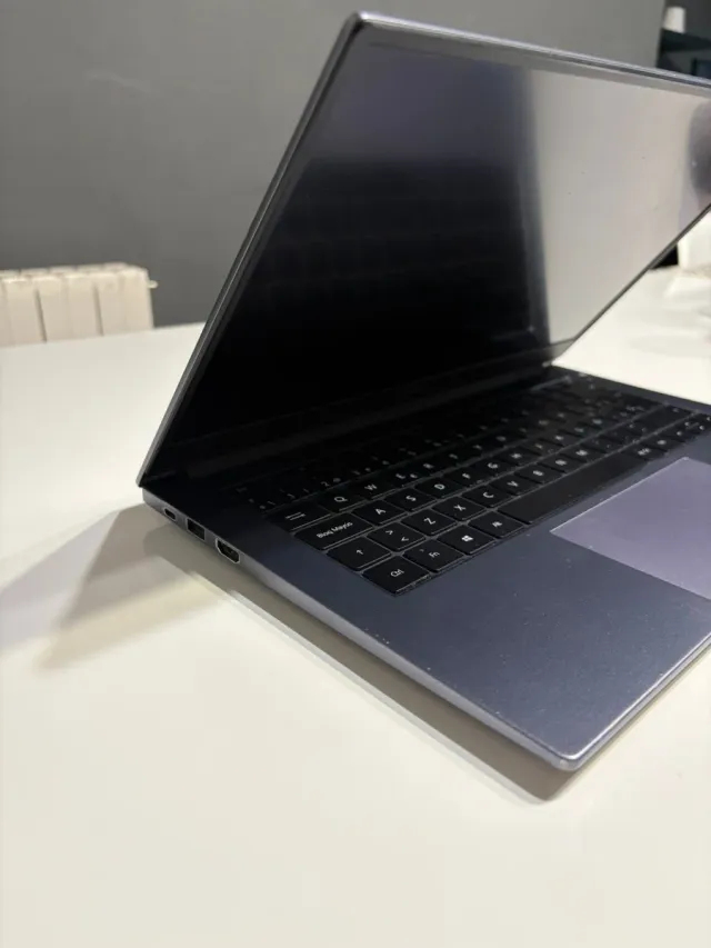 Ordenador Honor Gris/Plateado