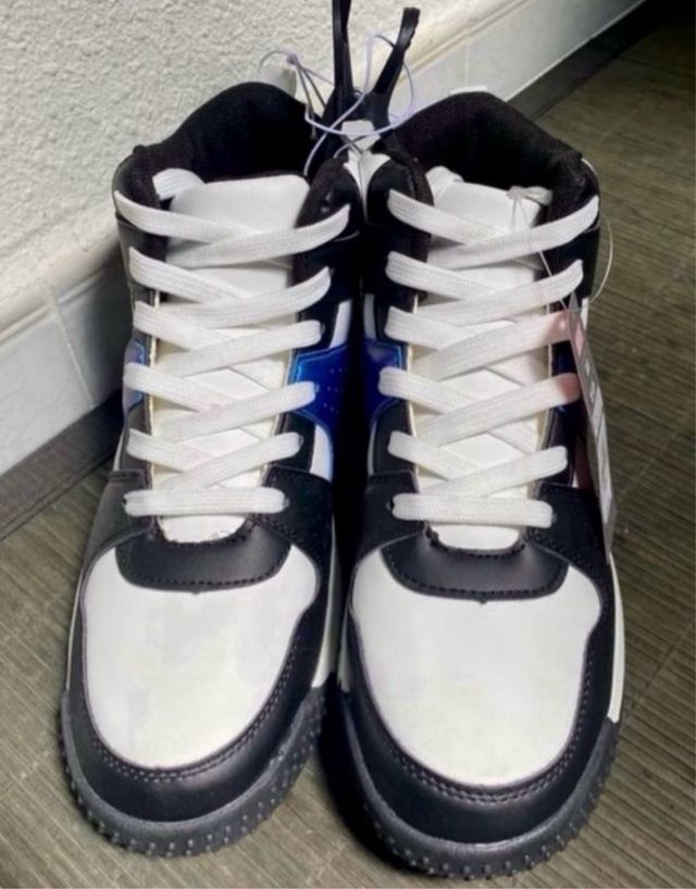 Zapatillas Marvel Nuevas Talla 39 unisex