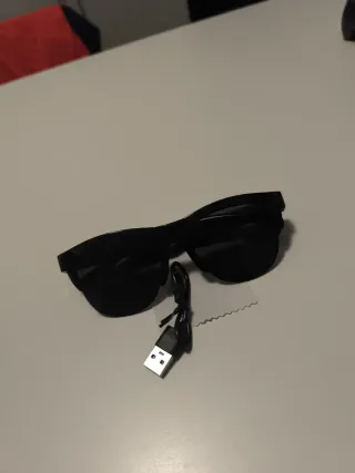 Occhiali da sole Bluetooth neri