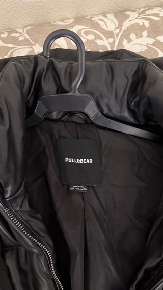 Chaleco acolchado Pull&Bear negro