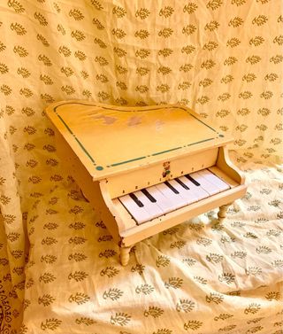Piano de cola de juguete madera vintage años 50-60