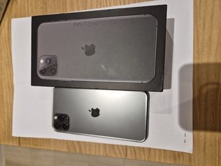 iPhone 11 Pro Max grigio siderale