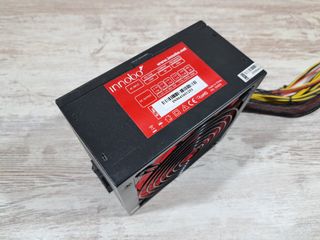 Fuente Innobo IN904 (300W)