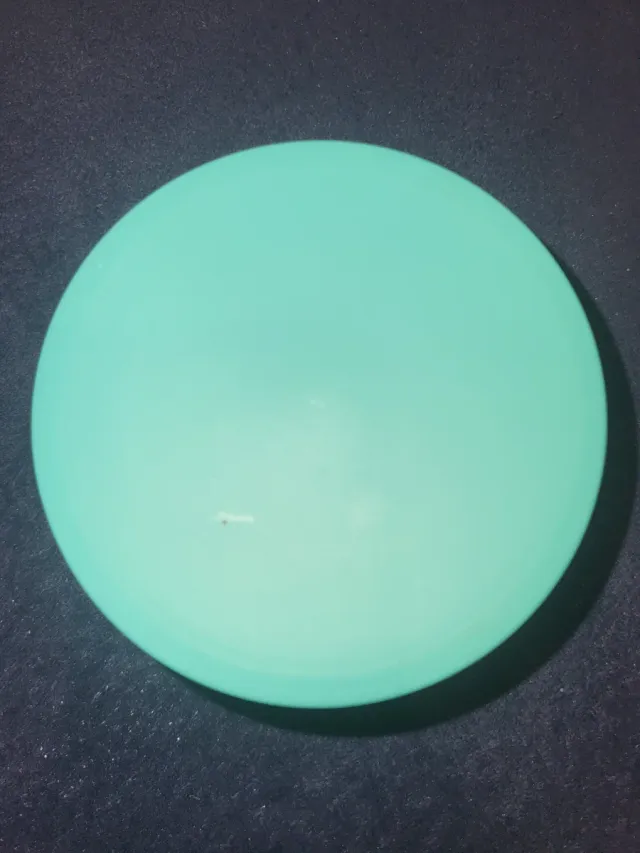 Bote redondo verde de plástico