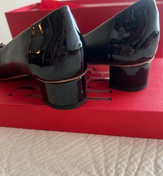 Bailarinas Carolina Herrera negras y doradas