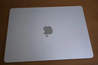 MacBook Air M3 13 16GB Plata