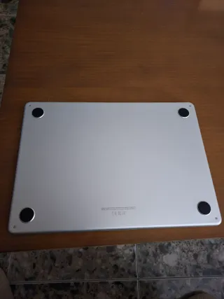 MacBook Air M3 13 16GB Plata