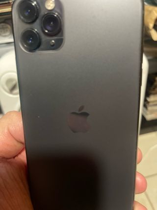 iPhone 11 Pro Max rosa/viola