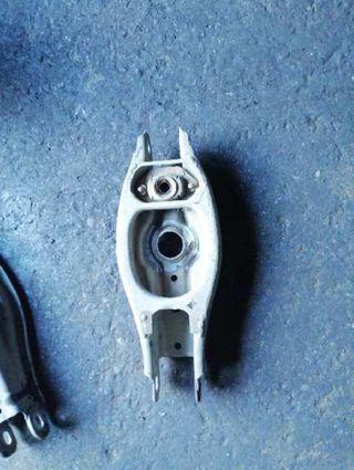 Brazo suspensión inferior trasero bmw 234163 serie