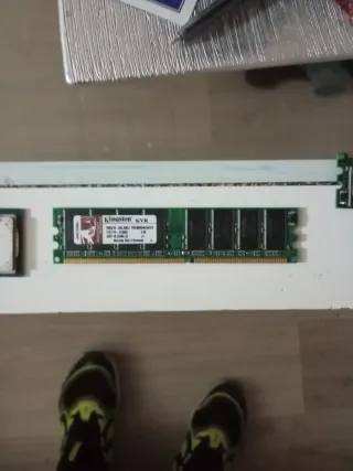 Módulo RAM Kingston 512MB