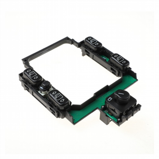 BOTONERA ELEVALUNAS MERCEDES-BENZ 2028208210