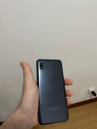 GalaxyBook 4 - SEMI NUEVO *leer*