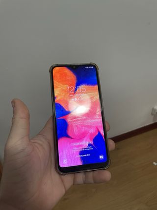 GalaxyBook 4 - SEMI NUEVO *leer*