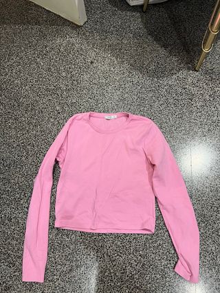 Camiseta rosa Stradivarius manga larga