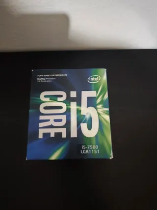 Componenti di gioco per PC: CPU, RAM, sorgente e dispositivo di raffreddamento