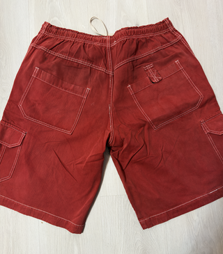 Pantalón corto baggy rojo