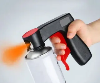 Pistola spray regolabile