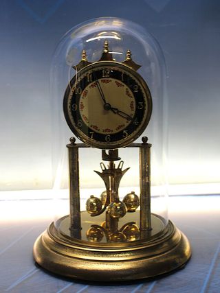 Reloj Aniversario de cuerda, Alemania. Reloj de torsión, reloj de 400 días.
