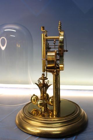 Reloj Aniversario de cuerda, Alemania. Reloj de torsión, reloj de 400 días.