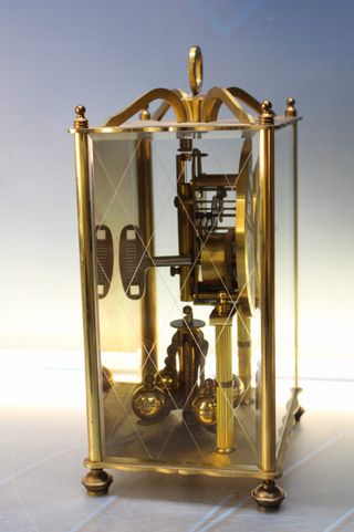 Reloj Aniversario de cuerda Koma, Alemania. Reloj de torsión, reloj de 400 días.