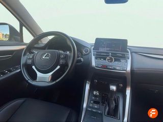 Lexus NX 2.5 300h Premium 2WD