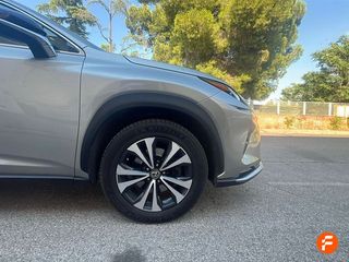 Lexus NX 2.5 300h Premium 2WD