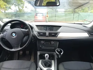 BMW X1 2011