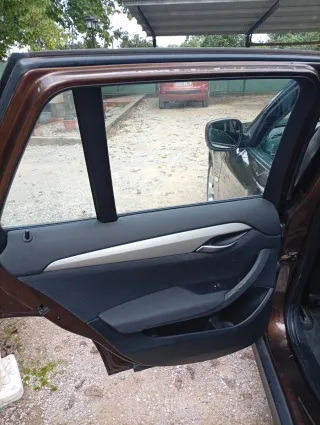 BMW X1 2011