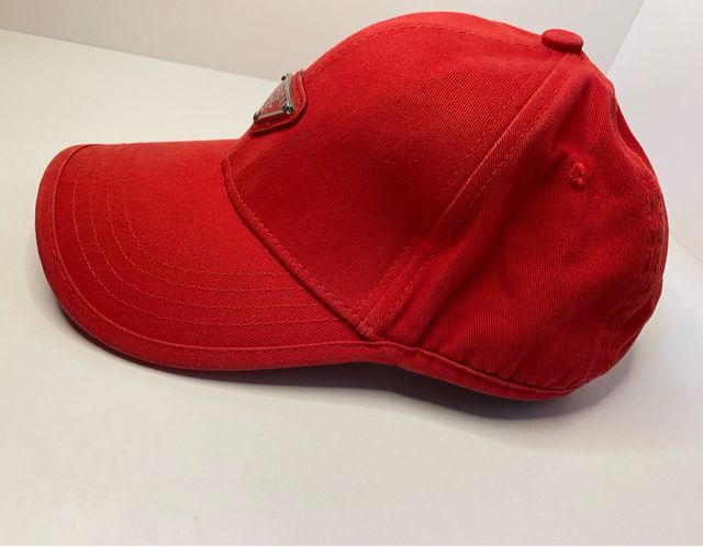 Gorra Prada Roja