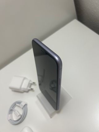 iPhone 11 256gb + REGALI